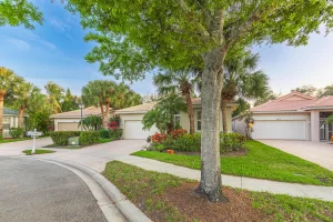 9462 Sandpiper Ln WPB FL 33411-front2