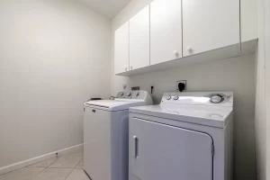 9462 Sandpiper Ln WPB FL 33411-laundryrm1