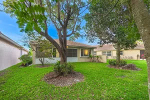 9462 Sandpiper Ln WPB FL 33411-rear2