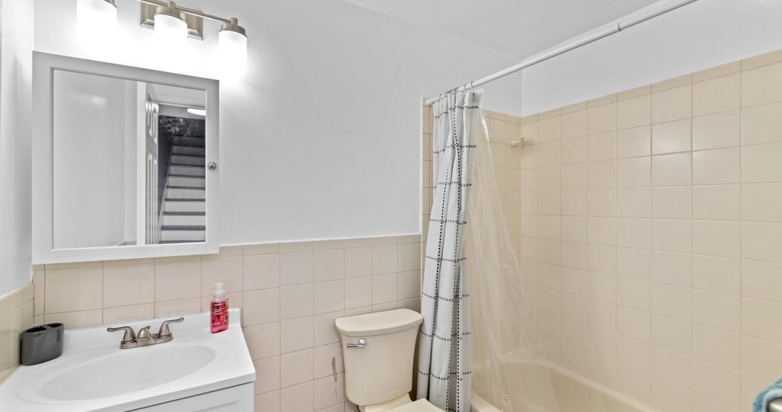 5714 Silk Tree Dr, Riverdale, MD 20737_basement2