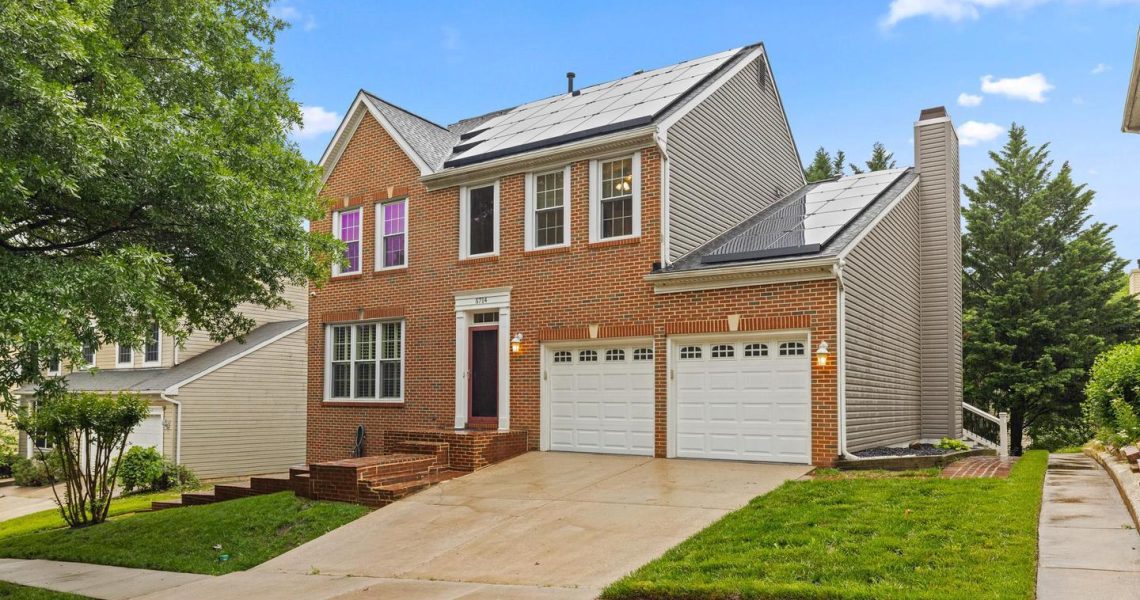 5714 Silk Tree Dr, Riverdale, MD 20737_front1