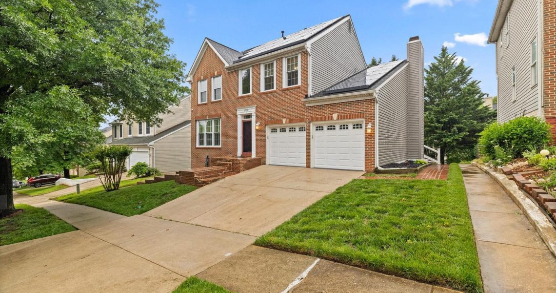 5714 Silk Tree Dr, Riverdale, MD 20737_front4